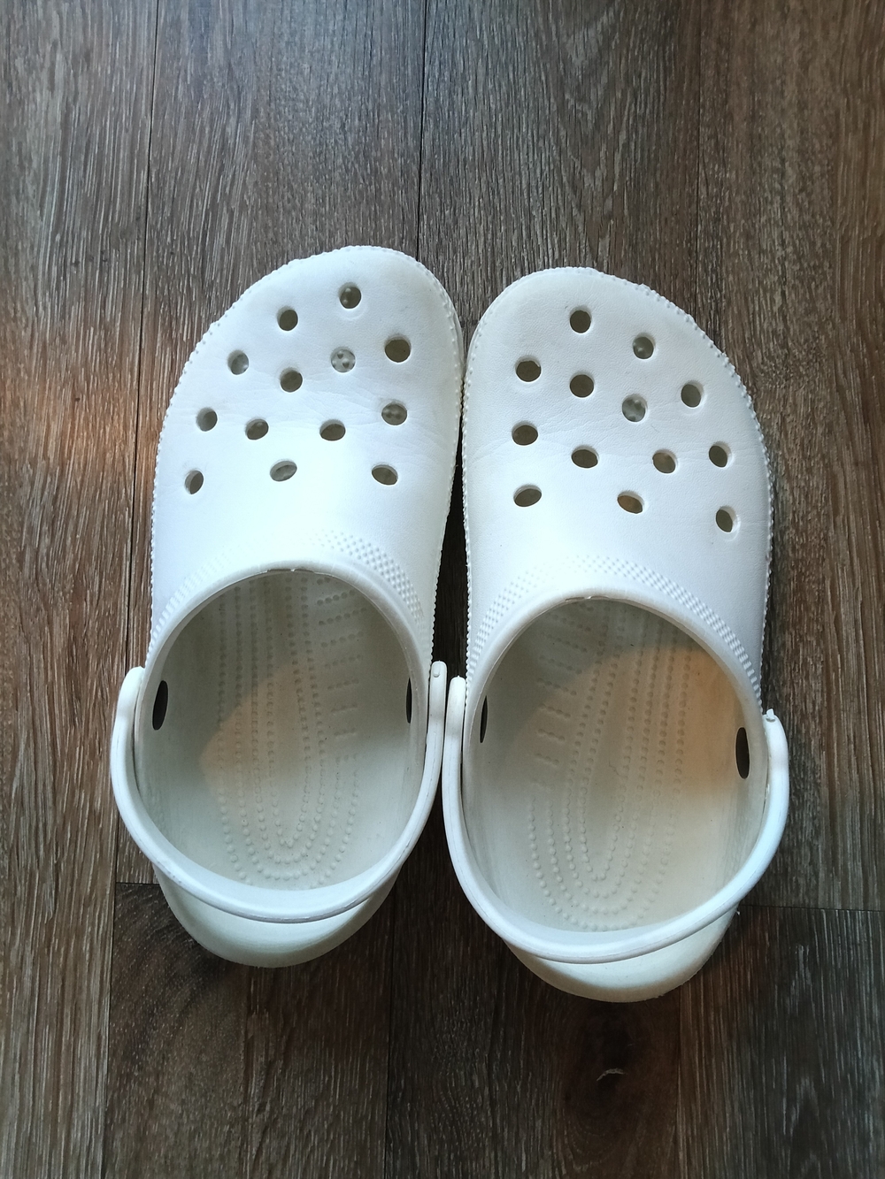 CROCS Kids Classic White Vented Clog with Heel Strap